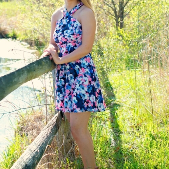 Express size 2 dress - Picture 3 of 3